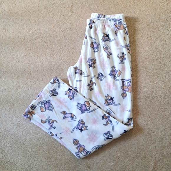 New! La Vie En Rose Pajama Set Fleece 2PC PJ's Women's Size Small Dogs Top Pants - Picture 9 of 10